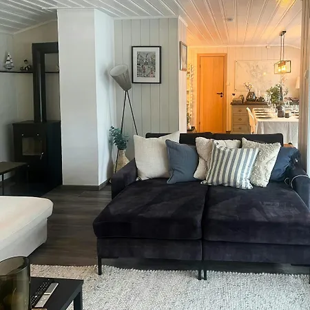Vakantiehuis Coastal With Outdoor Kitchen Near Hvaler